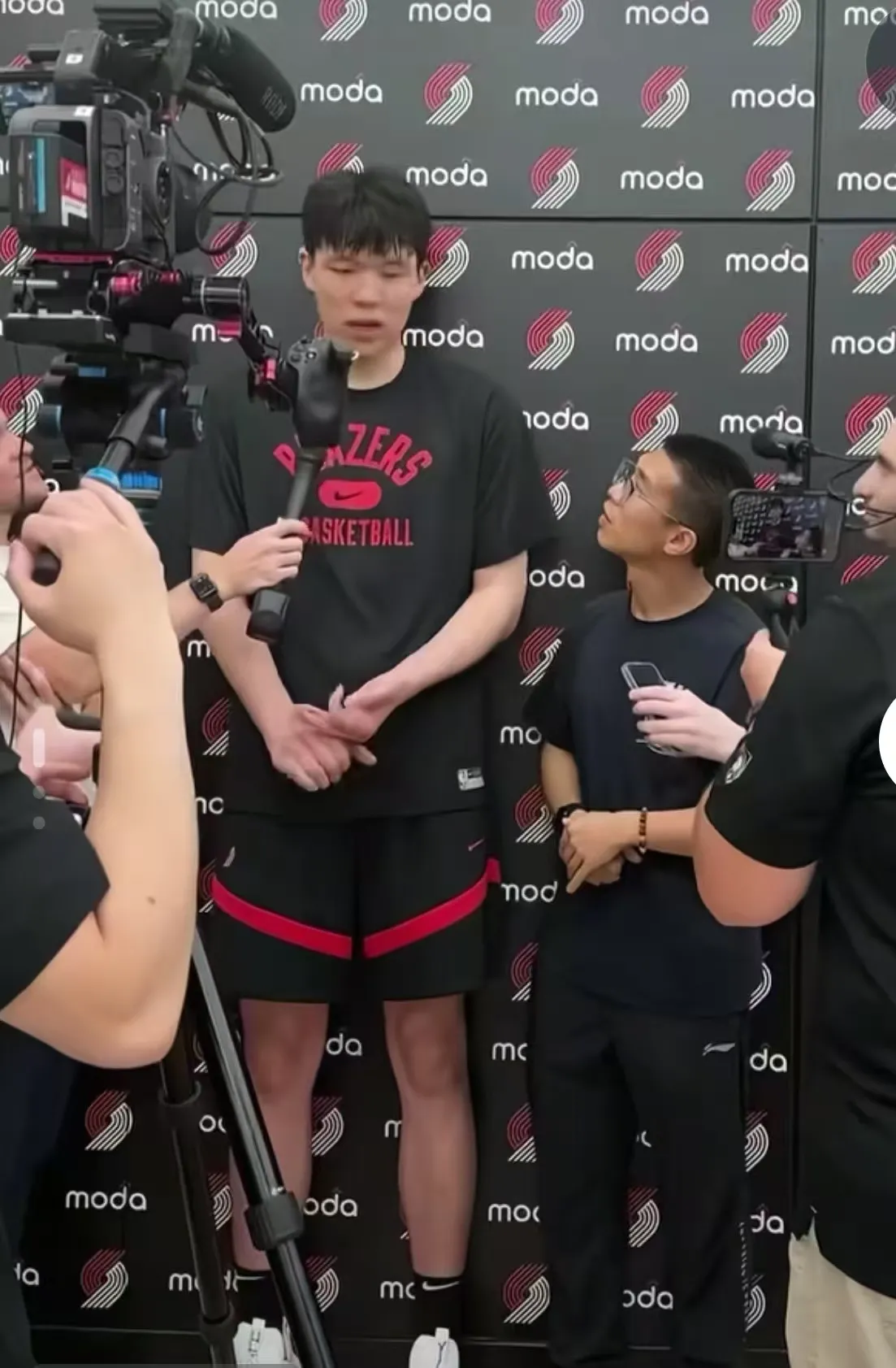 包含亚特兰大迎CBA季后赛关键赛，赛后再遭质疑，气氛紧张，训练强度明显提升的词条-九游体育入口